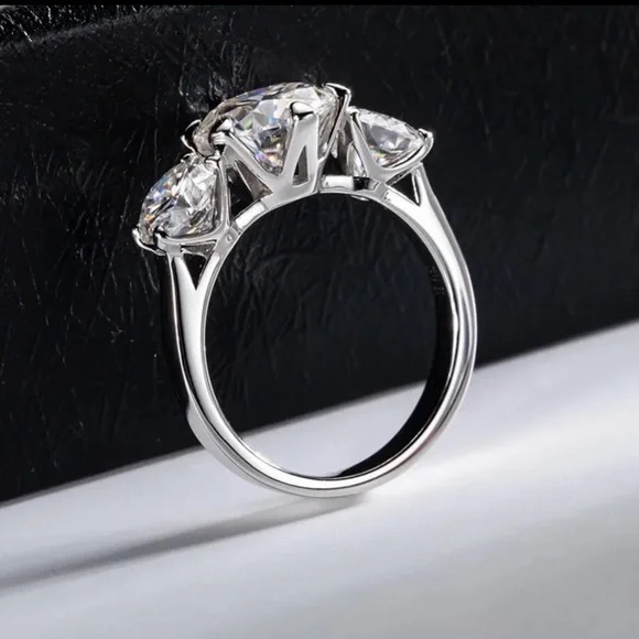 🔥Sterling Silver 925 5CT Certified Moissanite Brilliant Cut Wedding Ring Size 7